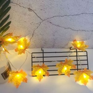 Girlanda / lampki dekoracyjne LED w kształcie liścia klonu – żółte